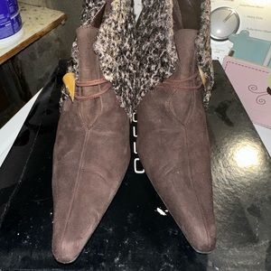 Brown suede slightly worn